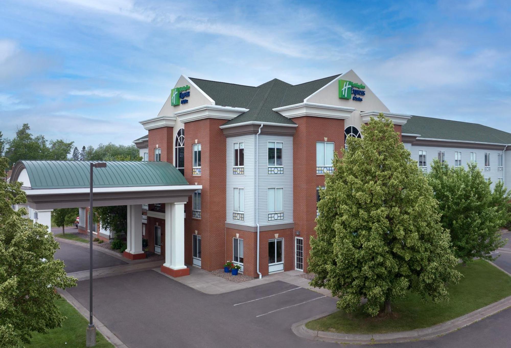 Holiday Inn Express & Suites Superior, An Ihg Hotel Exterior photo